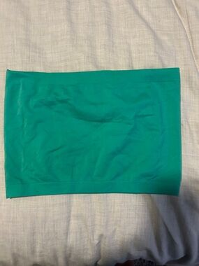 Seamless bandeau top in Teal Green